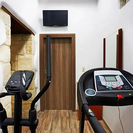 Archontiki, With Rooftop Pool And Stunning Panoramic Views! * Episkopi-Chania